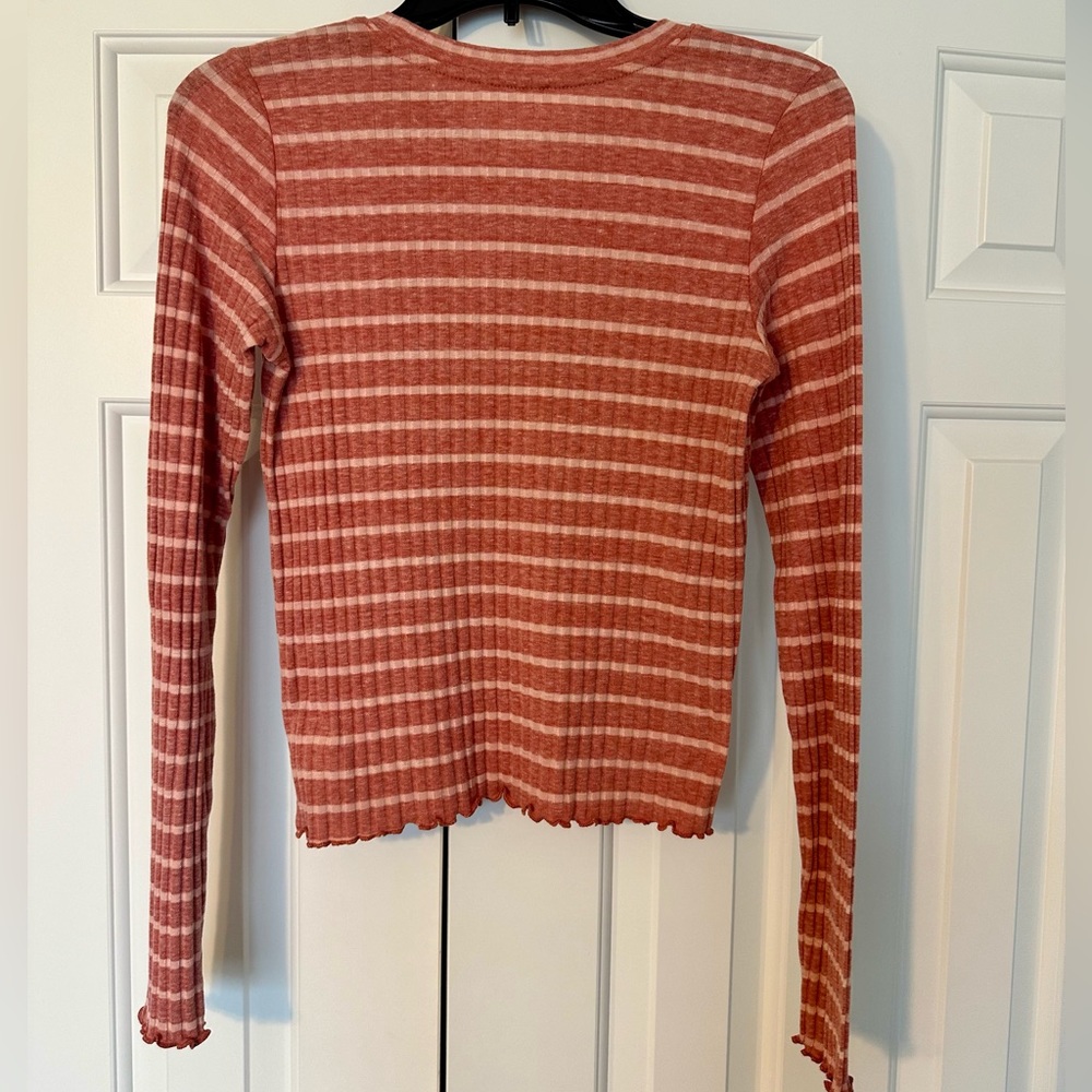 American Eagle Pink Waffle Long Sleeve Small
